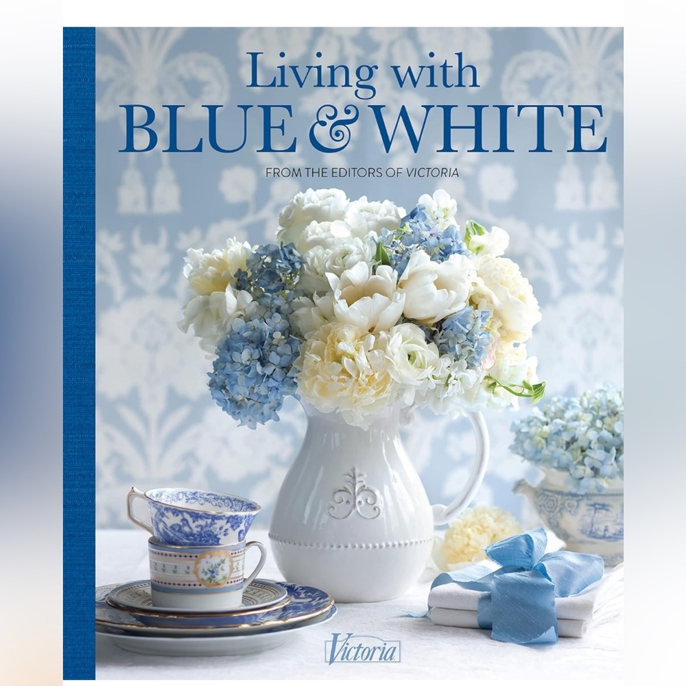 Living With Blue & White Coffee Table Book